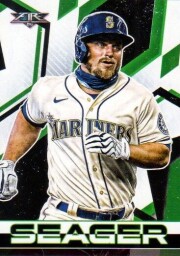 2021 Topps Fire #180 Kyle Seager - Mariners